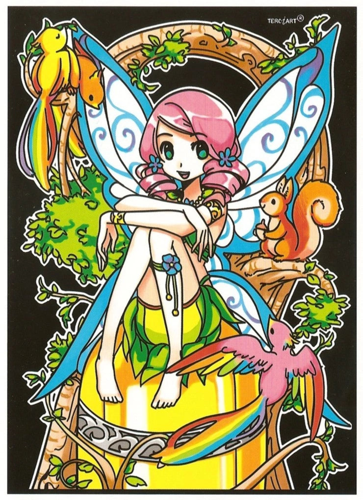 Photo d’un tableau à colorier en relief motif fée avec ailes bleues, oiseaux et écureuil.