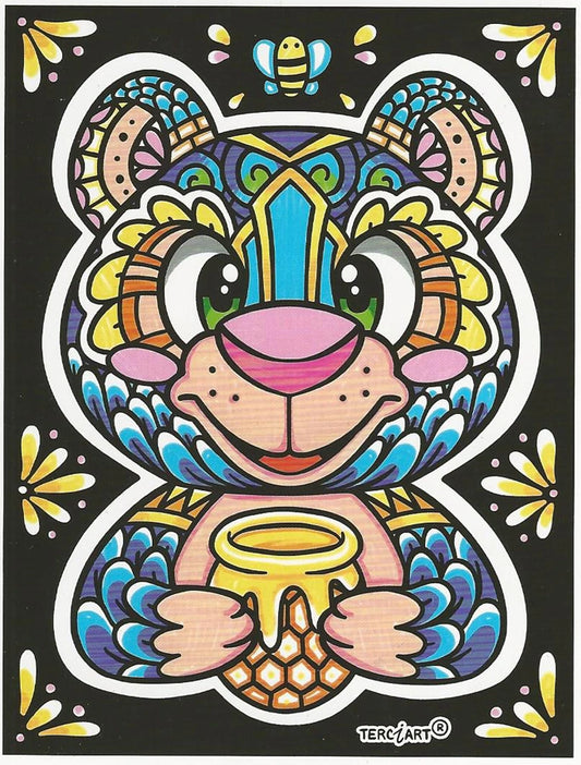 Photo d’un tableau à colorier en relief représentant un ourson tenant un pot de miel décoratif.